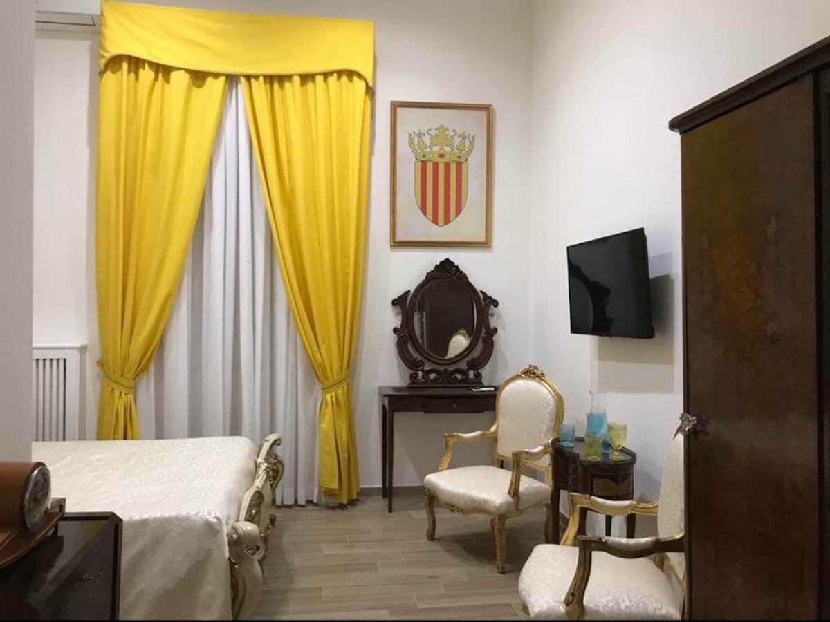 Royal Gismonda Bed & Breakfast Napoli Ngoại thất bức ảnh